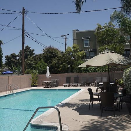 Harbor Inn & Suites Anaheim Buitenkant foto