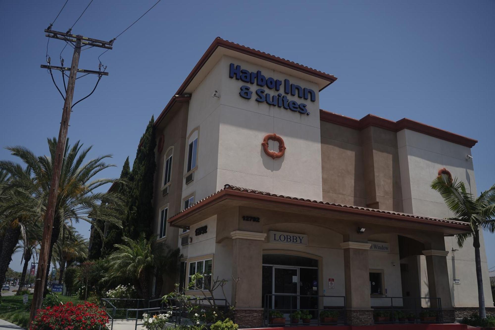 Harbor Inn & Suites Anaheim Buitenkant foto