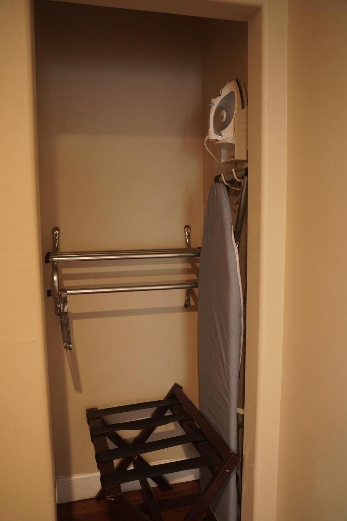 Harbor Inn & Suites Anaheim Buitenkant foto